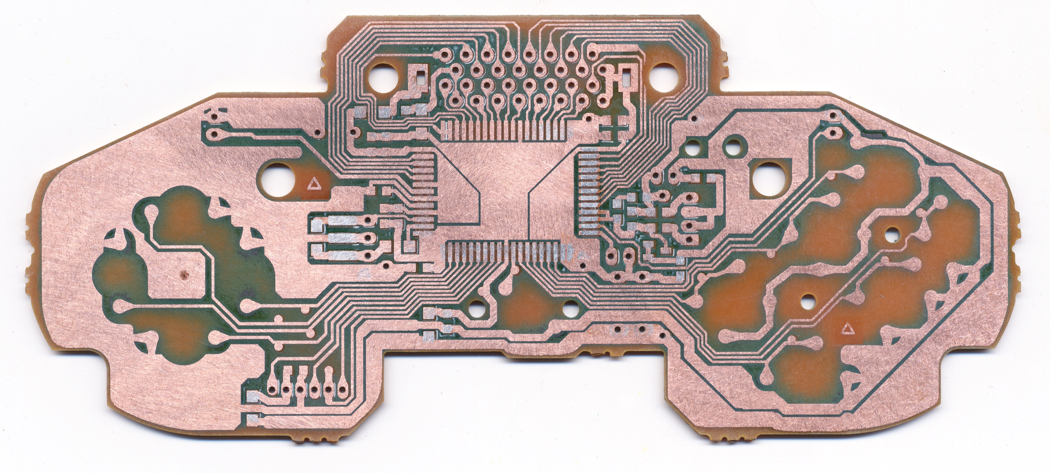 N64_CONTROLLER_CFS8120-200010-02_STRIPPED_PCB_SCAN_ATV.jpg