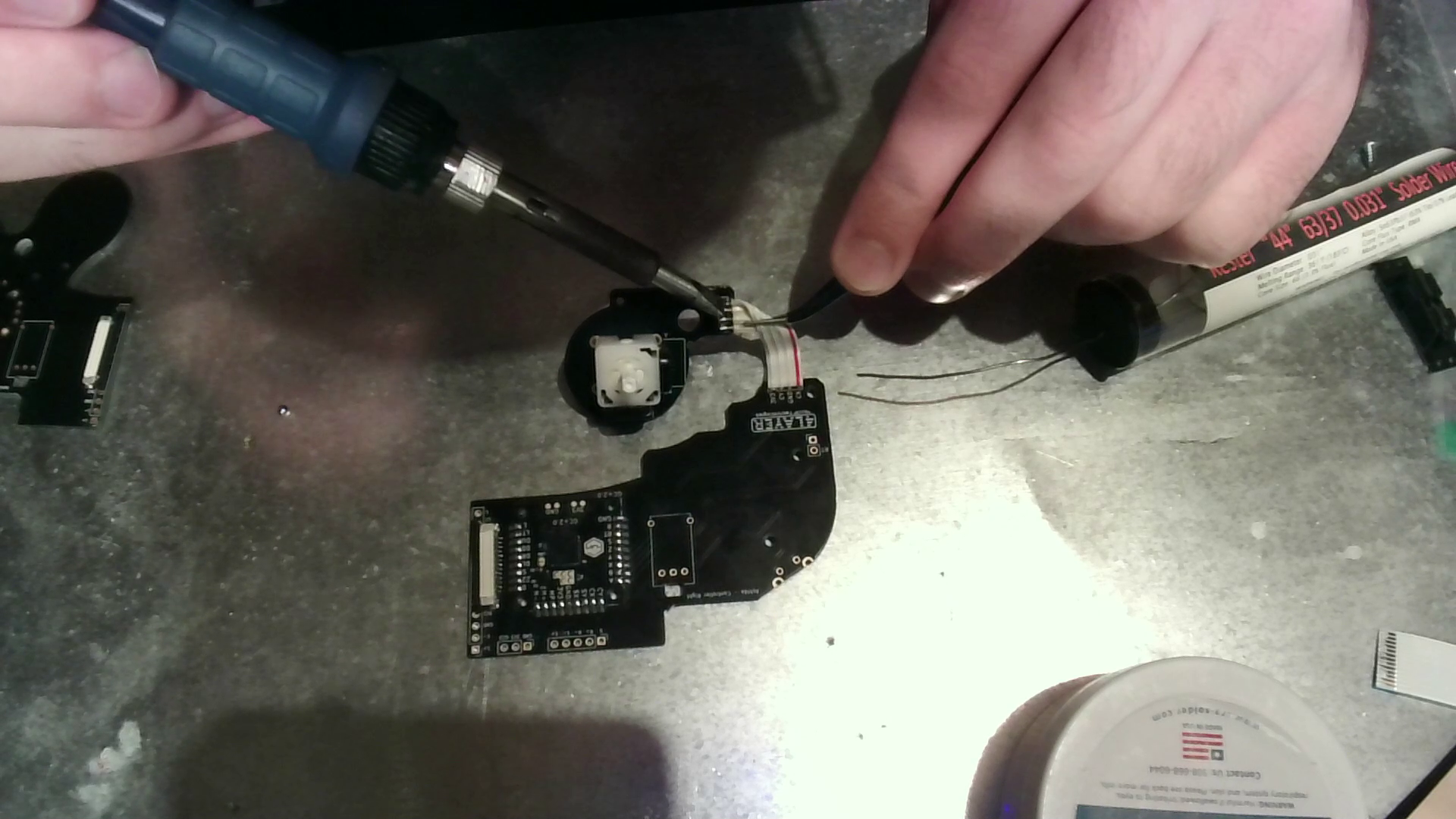ribbon cable scuffed.png