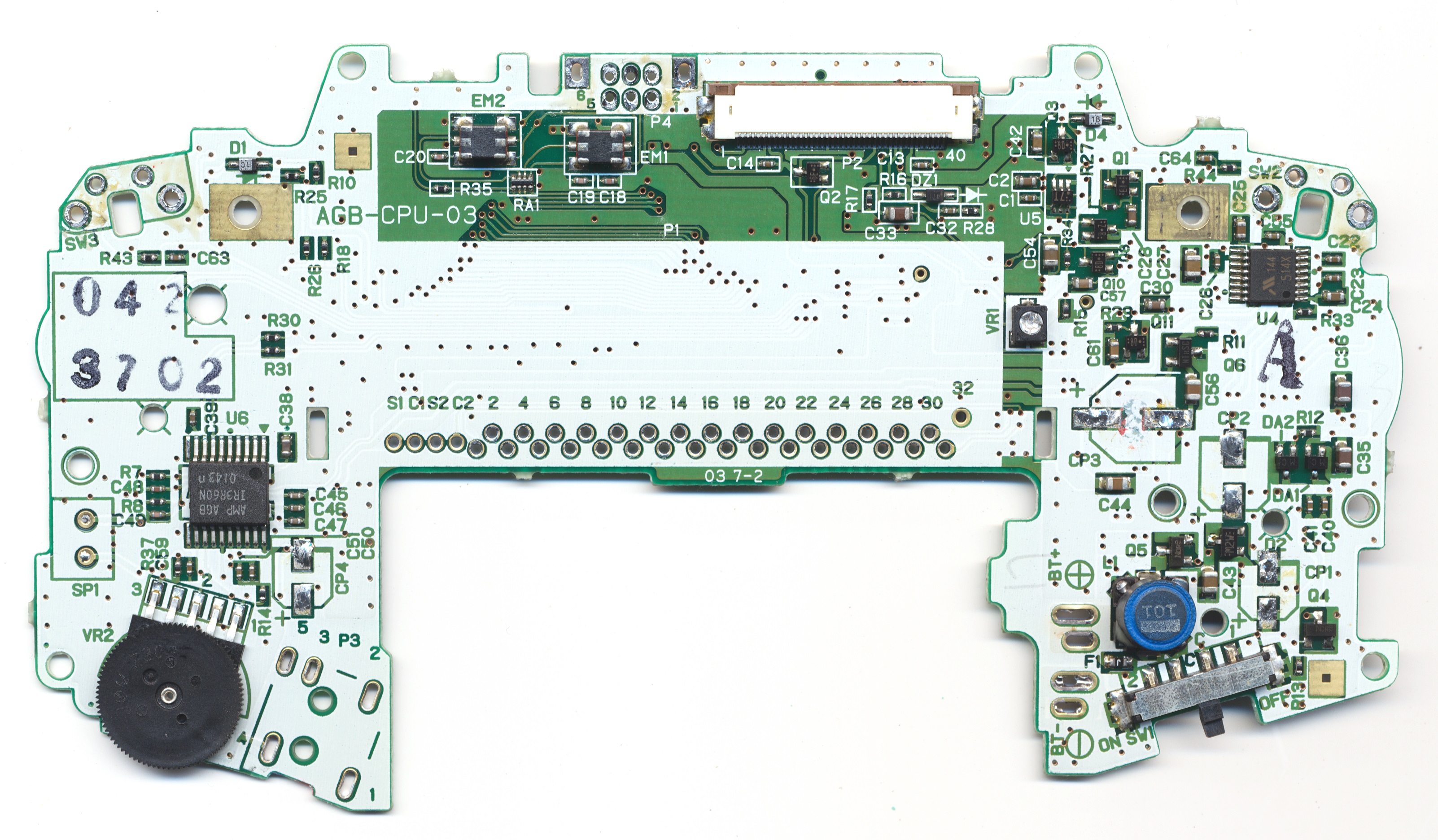 GAME_BOY_ADVANCE_AGB-CPU-03_BOTTOM_WITH_PARTS_PCB_SCAN_ATV.jpg