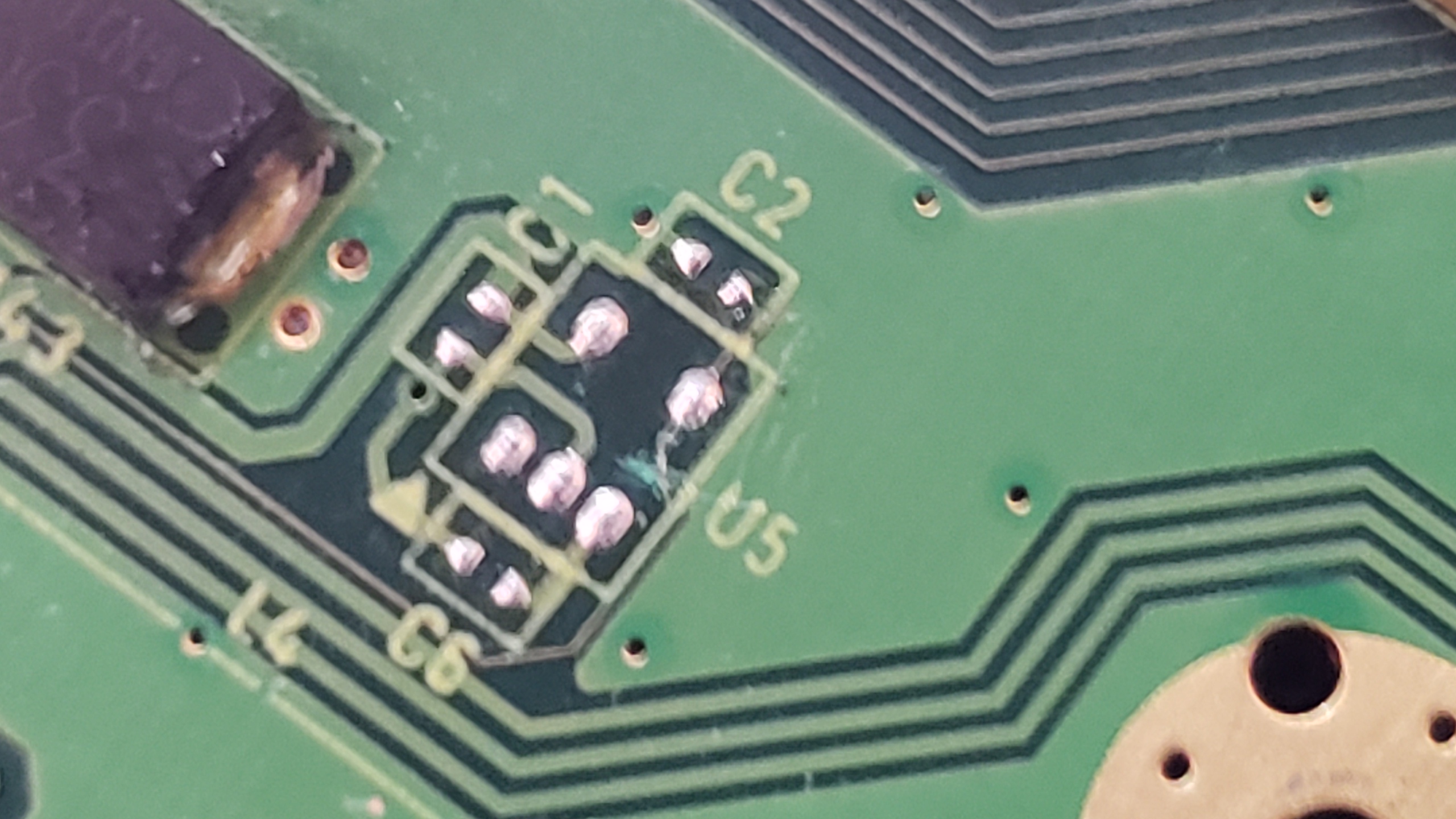 u5 + capacitors removed.jpg